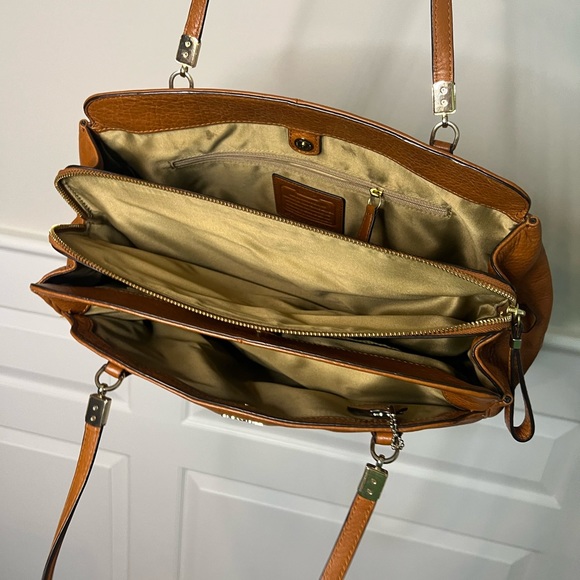 Very gently loved Coach Brown Leather Satchel bag! - Picture 5 of 10